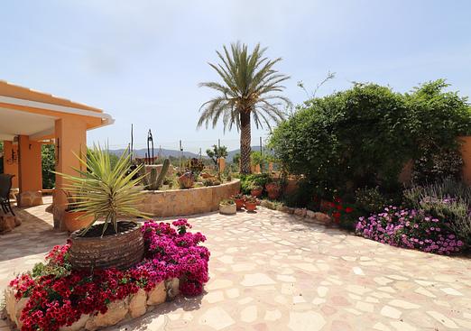 Country house in Hondón de las Nieves