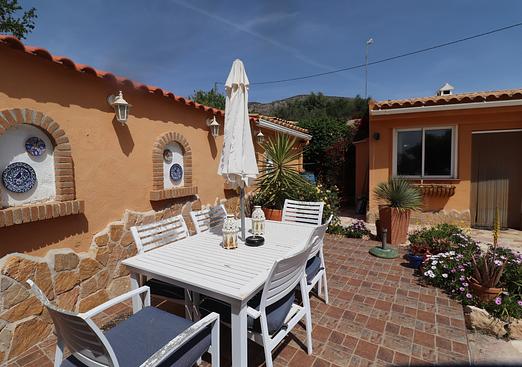 Country house in Hondón de las Nieves