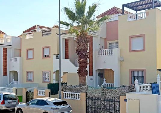 Apartment in Orihuela Costa