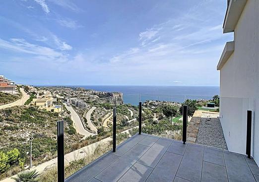 Villa in Cumbre del Sol