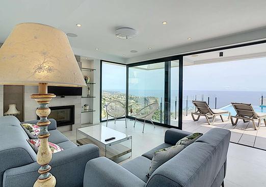 Villa in Cumbre del Sol