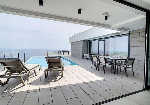 Villa in Cumbre del Sol