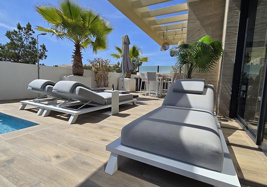 Villa in Los Montesinos