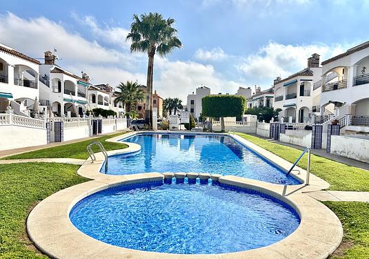 Apartment in Villamartin