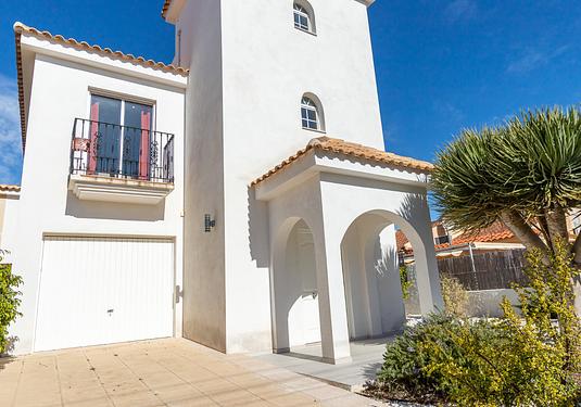 Villa in Los Balcones