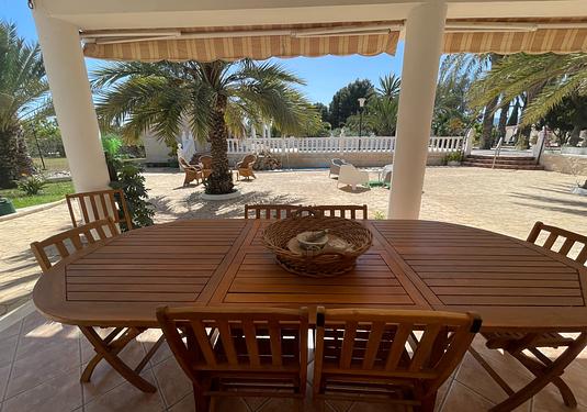 Country house in Elda