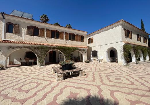 Country house in Elda