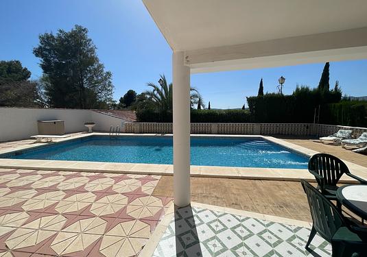 Country house in Elda
