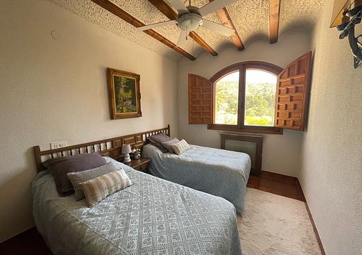 Country house in Elda