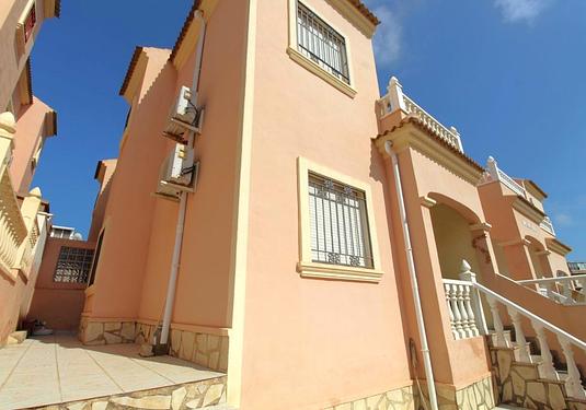 Town house in Orihuela Costa