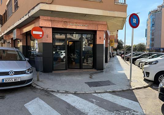Commercial in Palma De Mallorca
