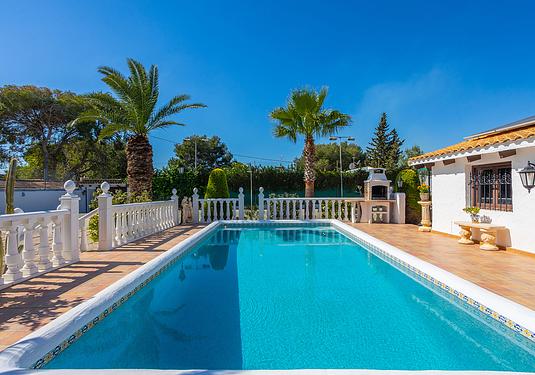 Villa in Orihuela