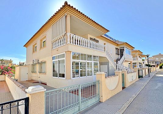 Apartment in Orihuela Costa