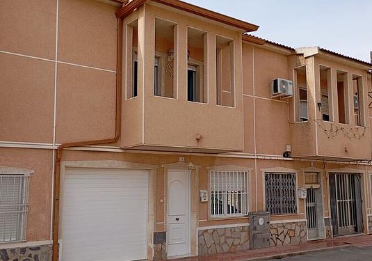 Town house in Daya Vieja