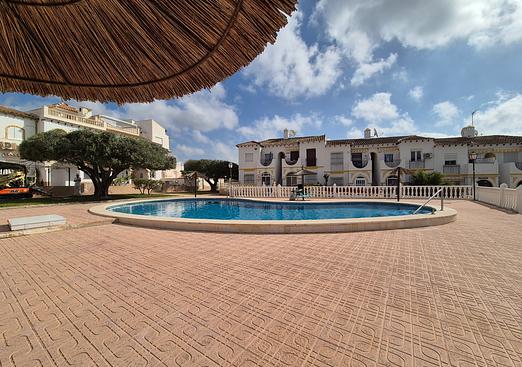 Bungalow in San Miguel de Salinas