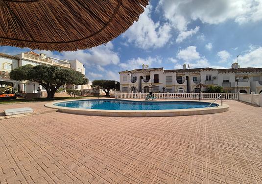 Bungalow in San Miguel de Salinas