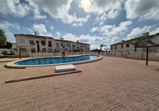 Bungalow in San Miguel de Salinas