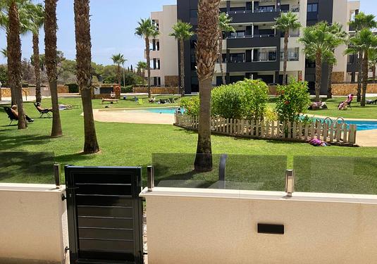 Apartment in Orihuela Costa