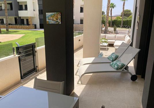 Apartment in Orihuela Costa