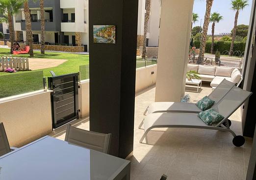Apartment in Orihuela Costa