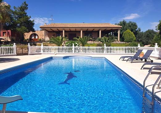 Country house in El Esparragal