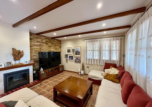 Country house in El Esparragal