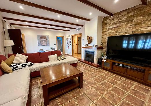 Country house in El Esparragal