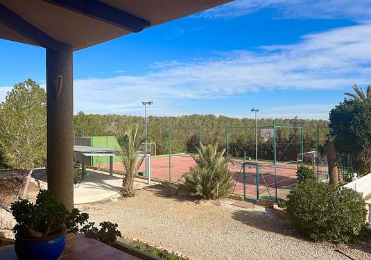 Country house in El Esparragal