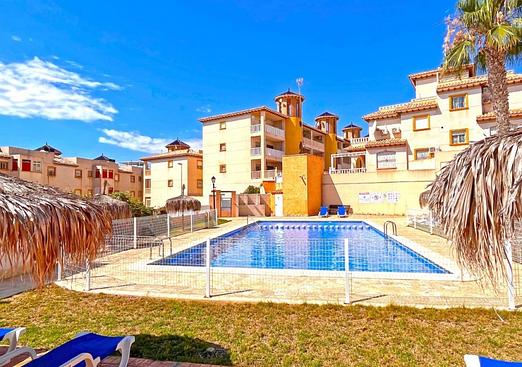 Apartment in Orihuela Costa