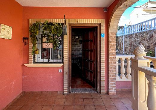 Town house in San Miguel de Salinas