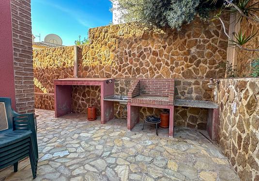 Town house in San Miguel de Salinas