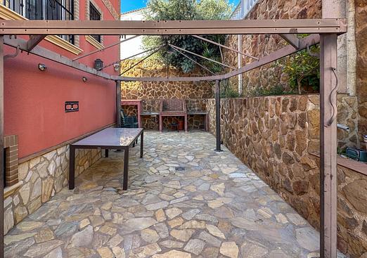 Town house in San Miguel de Salinas