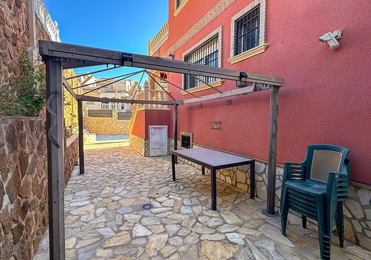 Town house in San Miguel de Salinas