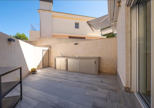 Villa in Alfas del Pi