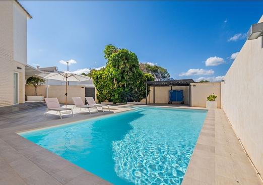 Villa in Alfas del Pi