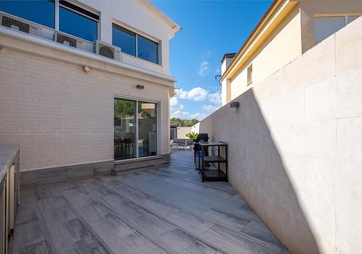 Villa in Alfas del Pi