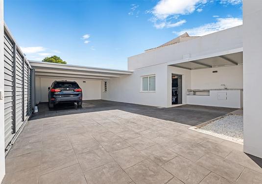 Villa in Alfas del Pi