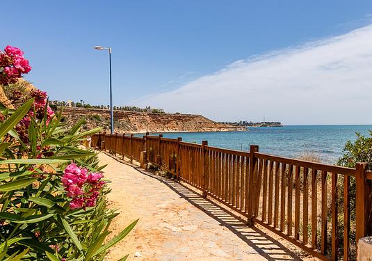 Apartment in Orihuela Costa