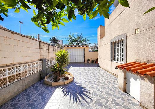 Town house in Torrevieja