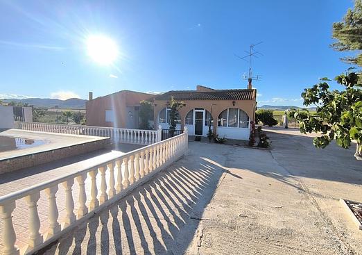 Property in Yecla