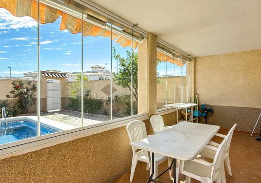 Apartment in Orihuela Costa