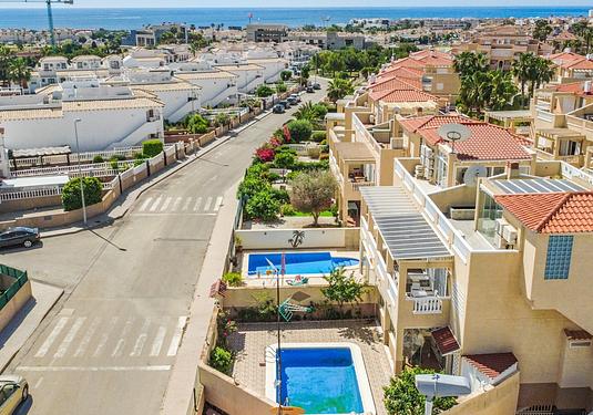 Apartment in Orihuela Costa