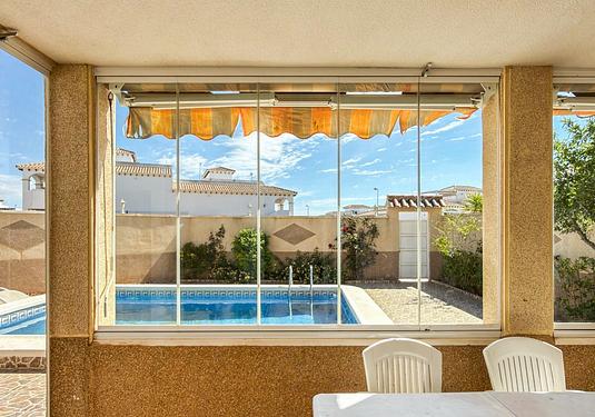 Apartment in Orihuela Costa