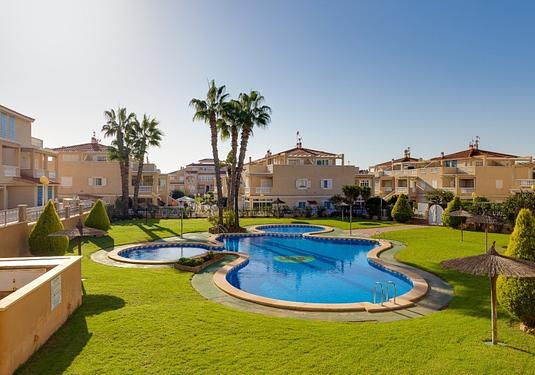Apartment in Orihuela Costa