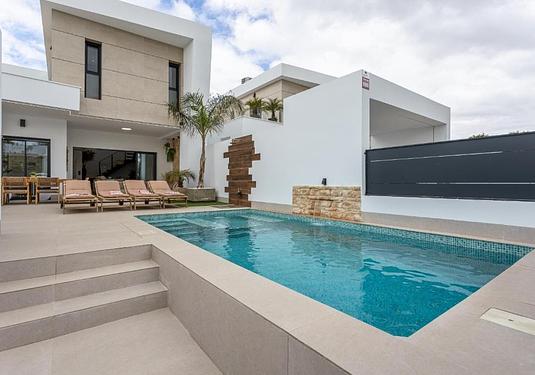 Villa in Dolores