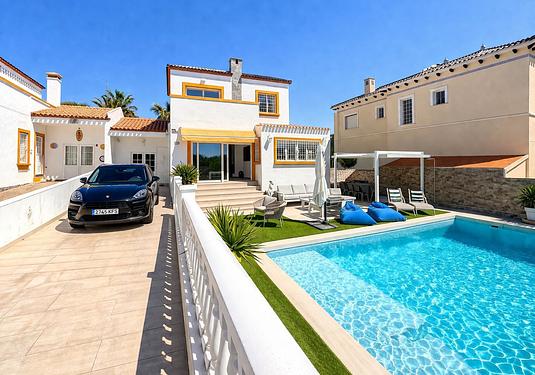 Villa in Los Dolses