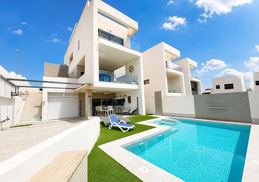Villa in Benijofar