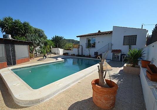 Country house in Canadas De San Pedro