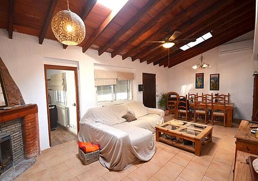 Country house in Canadas De San Pedro