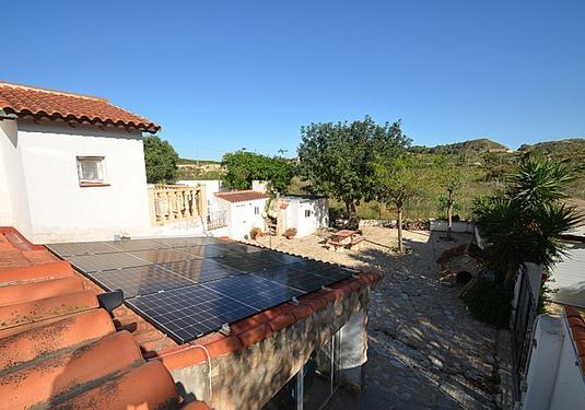 Country house in Canadas De San Pedro